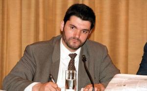 “Δέσμευση καταθέσεων” προτείνει σύμβουλος του Αντ. Σαμαρά